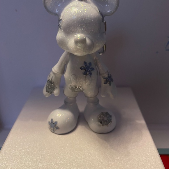 Disney x Baublebar keychain/ bag charm - Picture 2 of 4